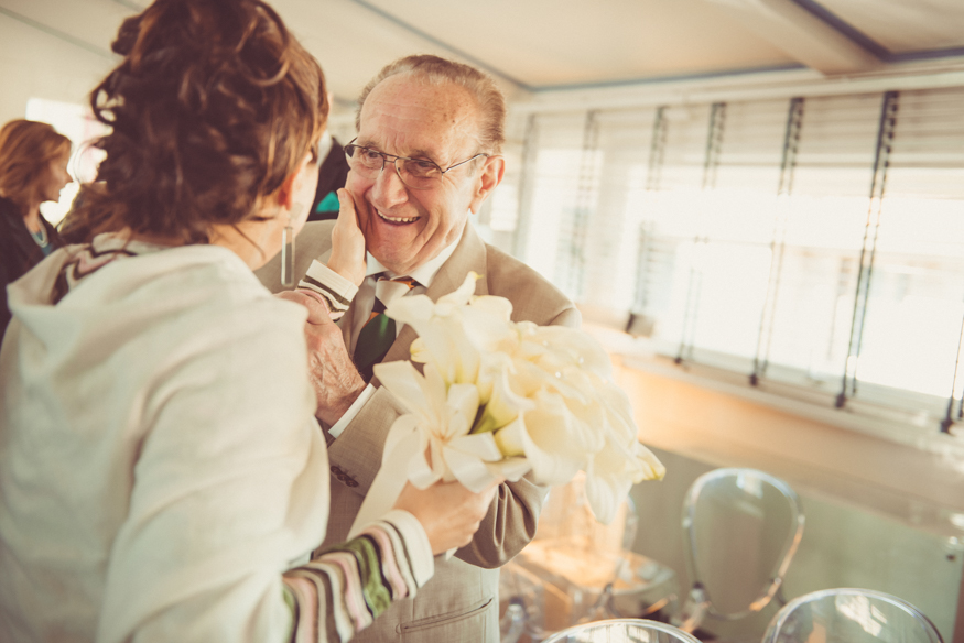 saluto affettuoso sposa e padre