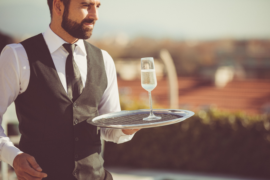 calice di spumante per gli invitati