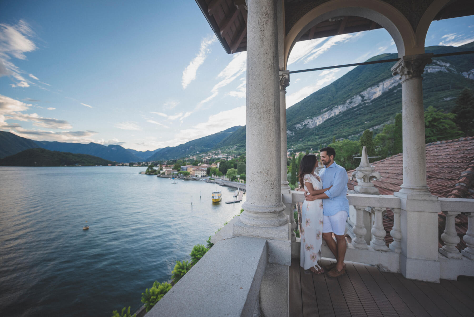 Engagement on Como Lake 23