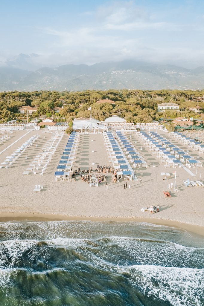 Spiaggia bambaissa forte dei marmi
